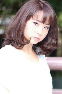 大人のピンクアッシュ♪ツヤ×ミディアムボブ