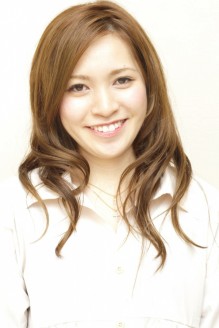 重×軽　クリアミルキーベージュ