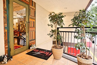 フレンシア 入口写真